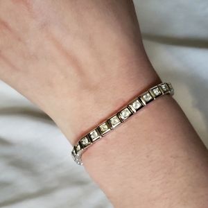 Nolan Miller Stretch Braclet Clear Crystal